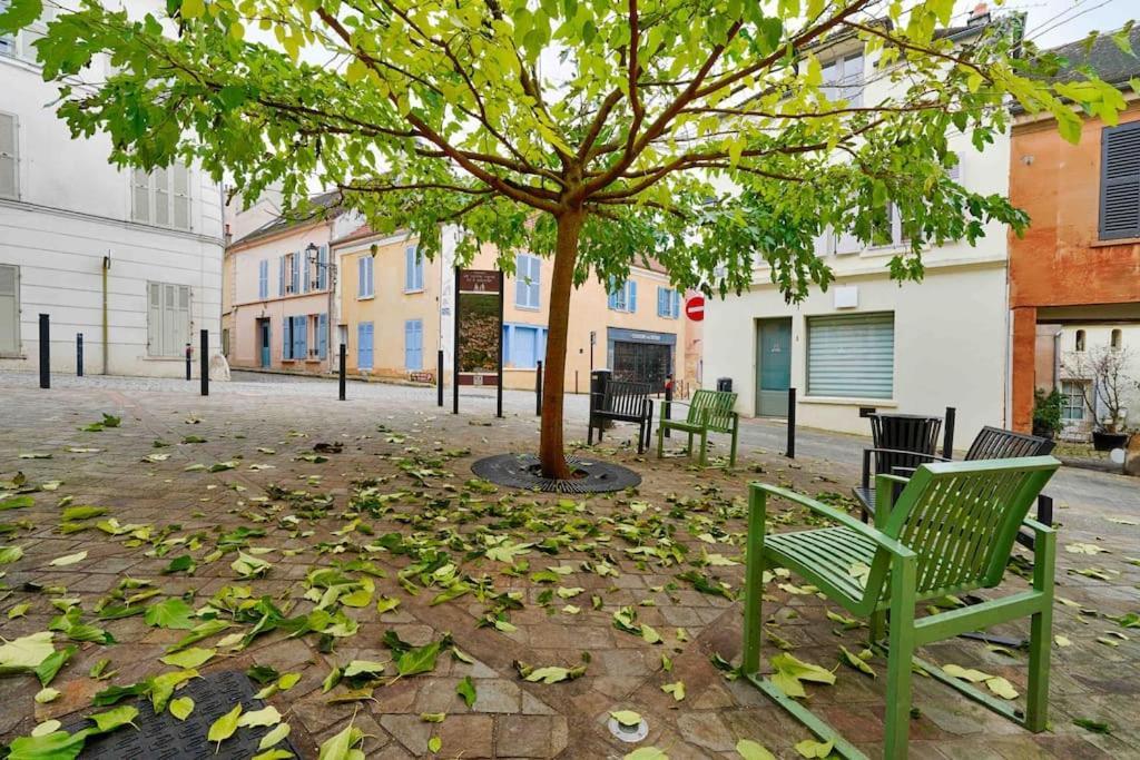 Welcome To Lava House Marly-le-Roi Esterno foto